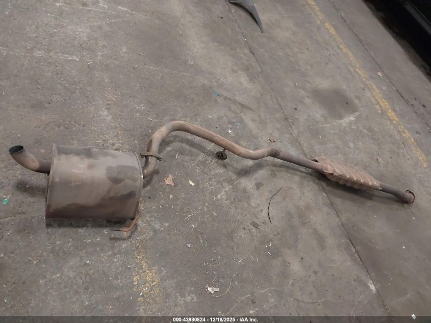 2014 Subaru Outback 2.5I Limited VIN: 4S4BRBLC4E3207993 Lot: 43980824