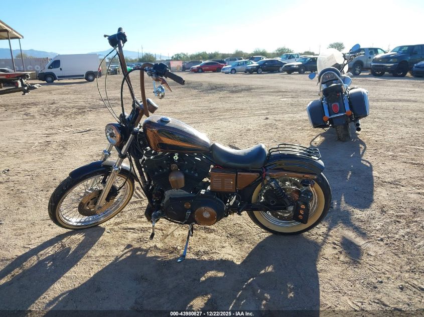 1999 Harley-Davidson Xl883 C VIN: 1HD4CJM17XK113314 Lot: 43980827