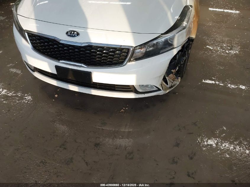 2017 Kia Forte Ex VIN: 3KPFL4A88HE006919 Lot: 43980860