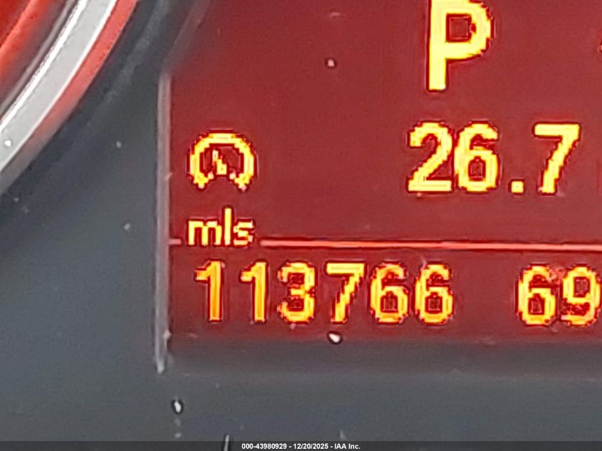 2014 BMW X1 Sdrive28I VIN: WBAVM1C5XEVW52686 Lot: 43980929