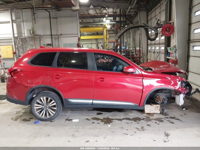 MITSUBISHI OUTLANDER 2019 VIN JA4AD3A35KZ037332