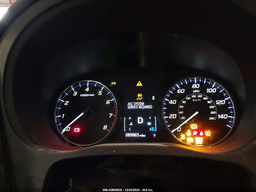 2019 MITSUBISHI OUTLANDER auction photo 7