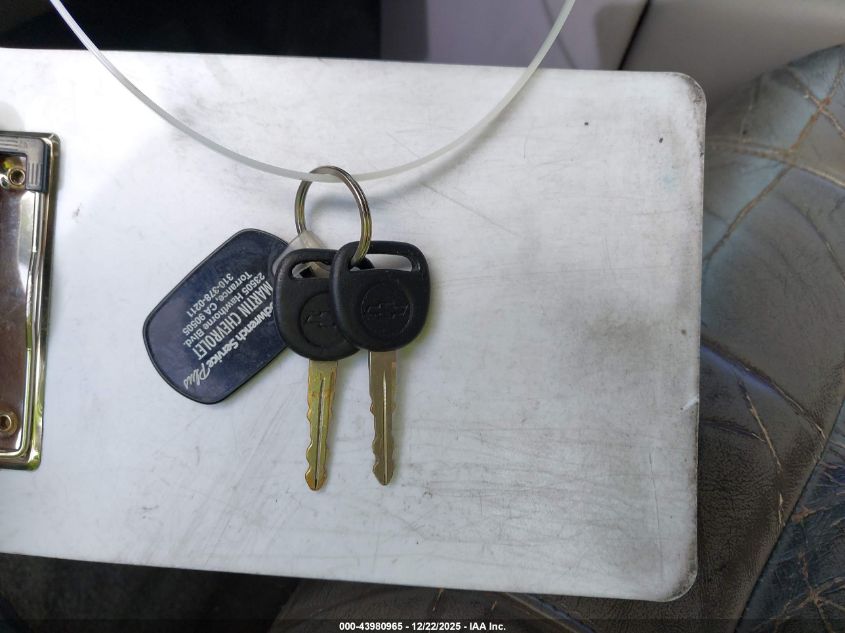 2002 Chevrolet Tahoe Ls VIN: 1GNEC13T22R202157 Lot: 43980965