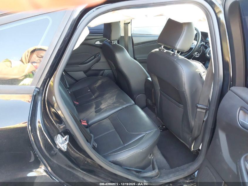 2016 Ford Focus Se VIN: 1FADP3K24GL375644 Lot: 43980972