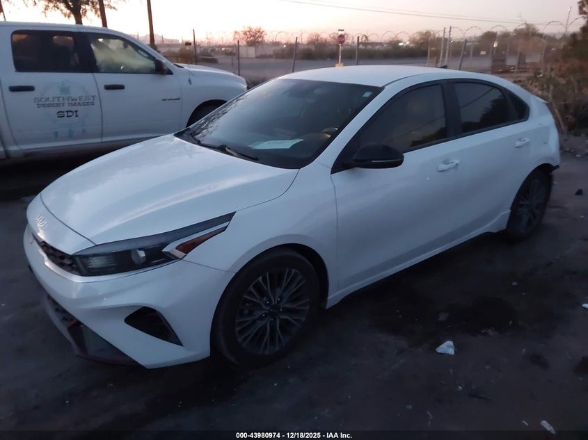 2022 Kia Forte Gt-Line