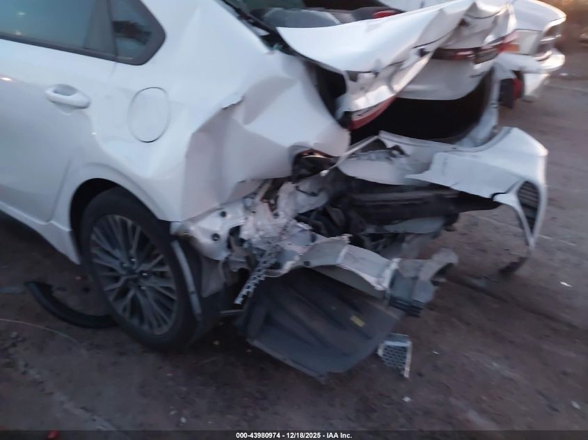 2022 Kia Forte Gt-Line VIN: 3KPF54AD9NE475763 Lot: 43980974