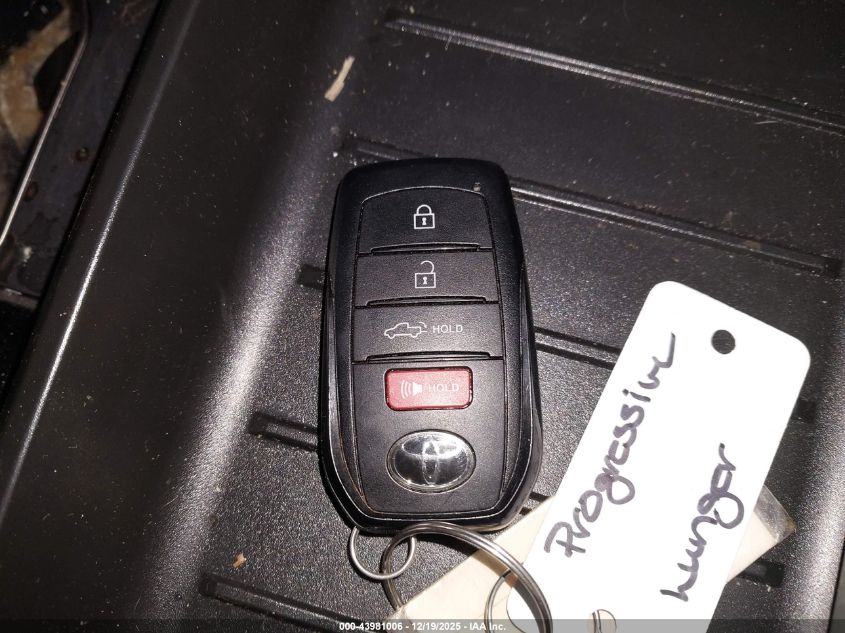 2026 Toyota Tundra Sr5 Crewmax 5.5' Bed VIN: 5TFLA5DB6TX343068 Lot: 43981006