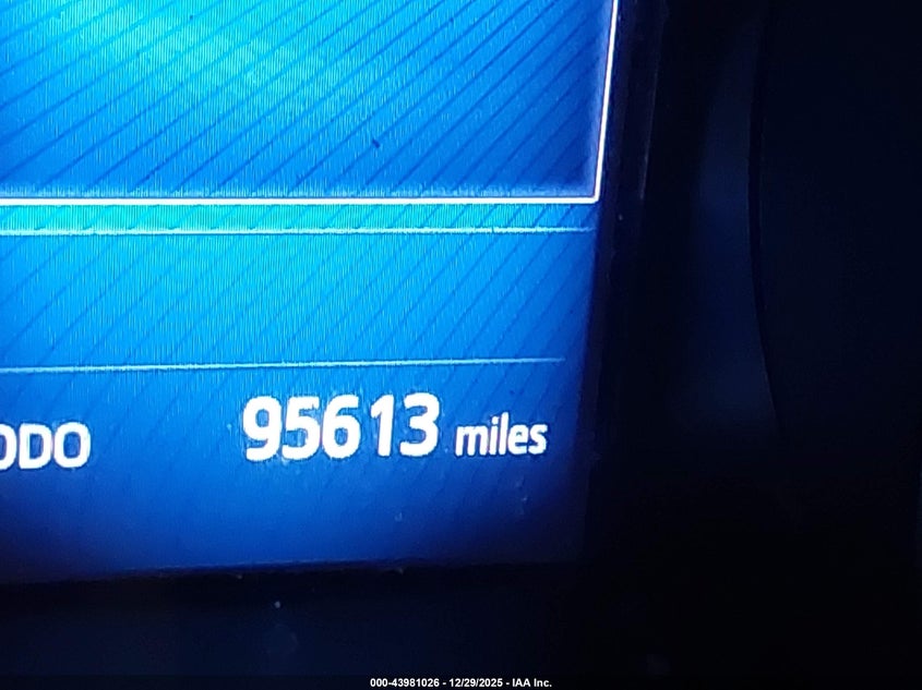 2018 Toyota C-Hr Xle Premium VIN: NMTKHMBX1JR030091 Lot: 43981026