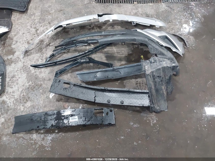 2018 Toyota C-Hr Xle Premium VIN: NMTKHMBX1JR030091 Lot: 43981026