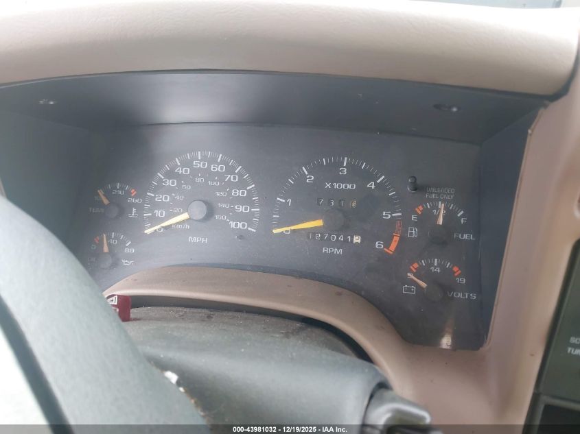 1997 Chevrolet Blazer Ls VIN: 1GNDT13WXV2239427 Lot: 43981032