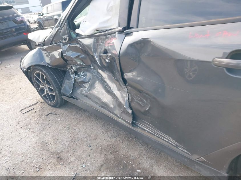 2018 Ford Focus Sel VIN: 1FADP3M26JL302313 Lot: 43981047