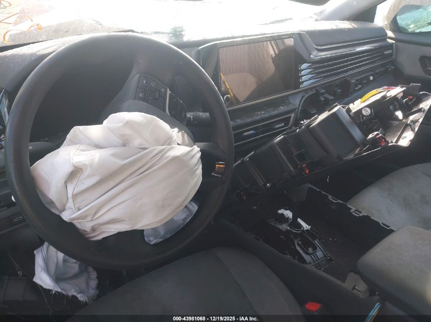 2025 Toyota Camry Le VIN: 4T1DAACK6SU113363 Lot: 43981068