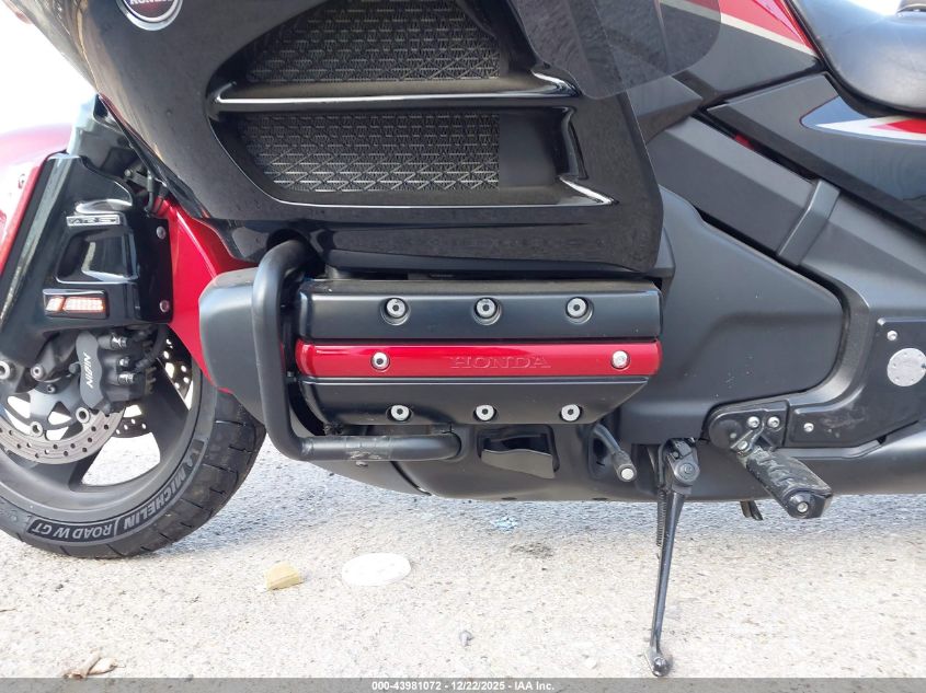 2015 Honda Gl1800 VIN: JH2SC68Y8FK100168 Lot: 43981072