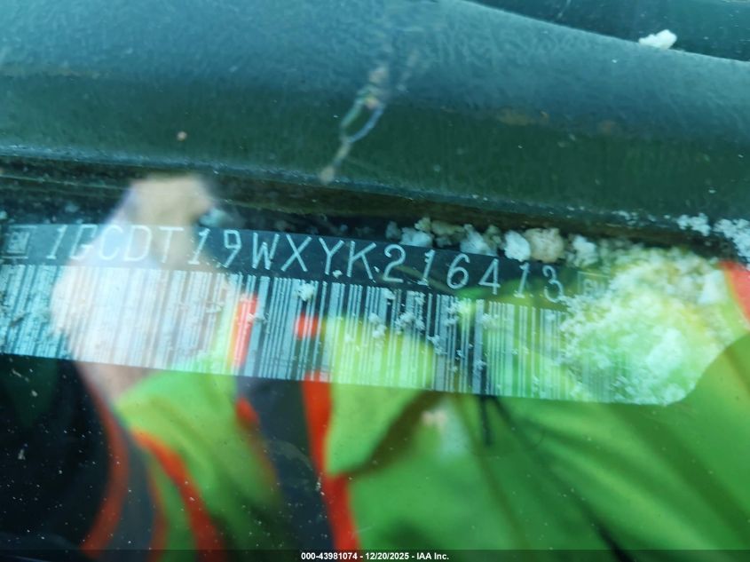 2000 Chevrolet S-10 Ls VIN: 1GCDT19WXYK216413 Lot: 43981074