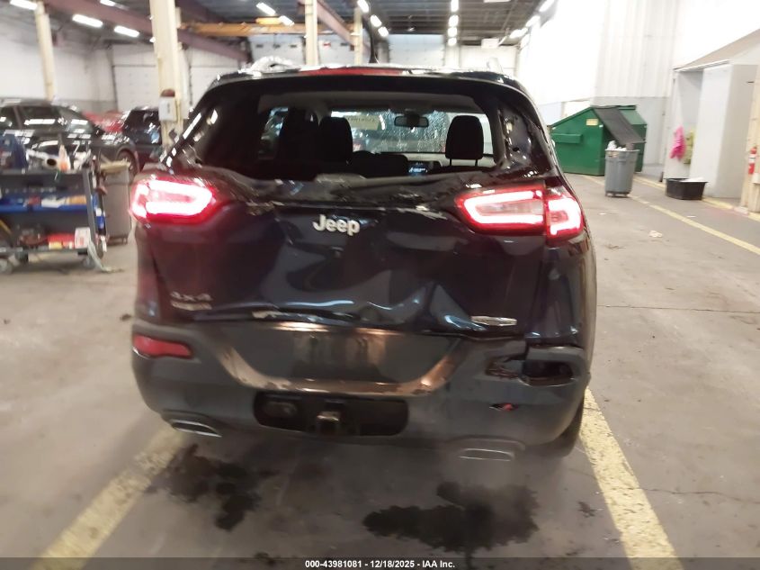 2016 Jeep Cherokee Latitude VIN: 1C4PJMCS9GW306928 Lot: 43981081