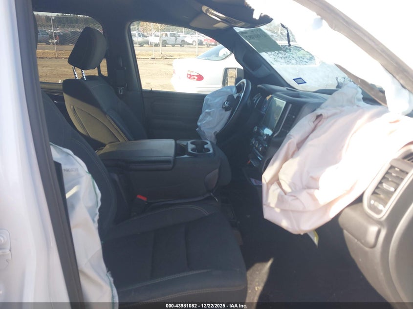 2025 Ram 1500 Tradesman 4X2 5'7 Box