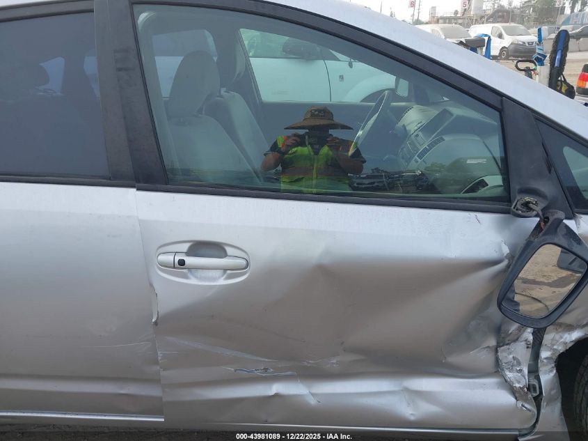 2005 Toyota Prius VIN: JTDKB20U157021049 Lot: 43981089