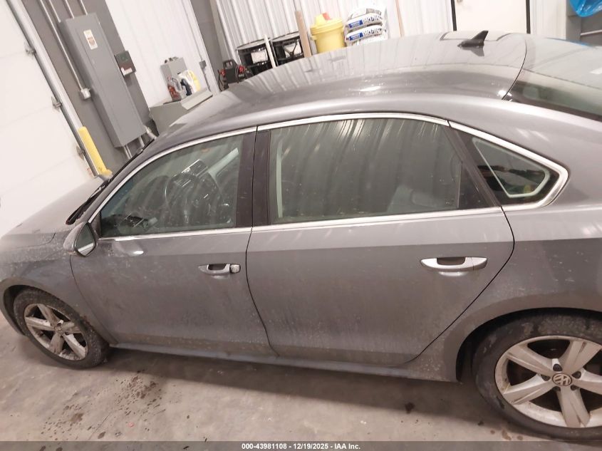 2012 Volkswagen Passat 2.5L Se VIN: 1VWBP7A3XCC048269 Lot: 43981108