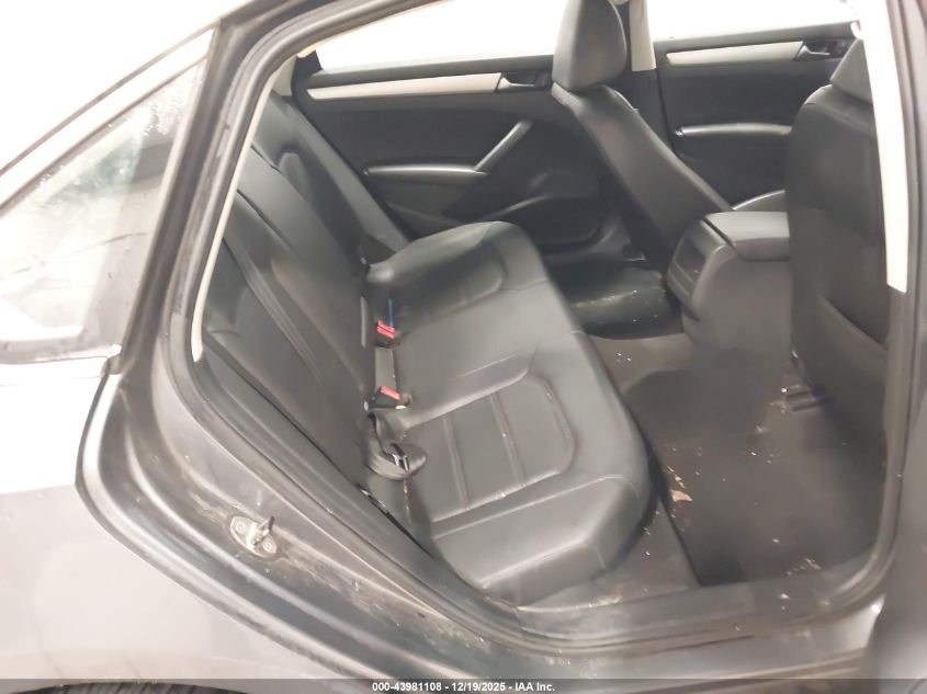 2012 Volkswagen Passat 2.5L Se VIN: 1VWBP7A3XCC048269 Lot: 43981108