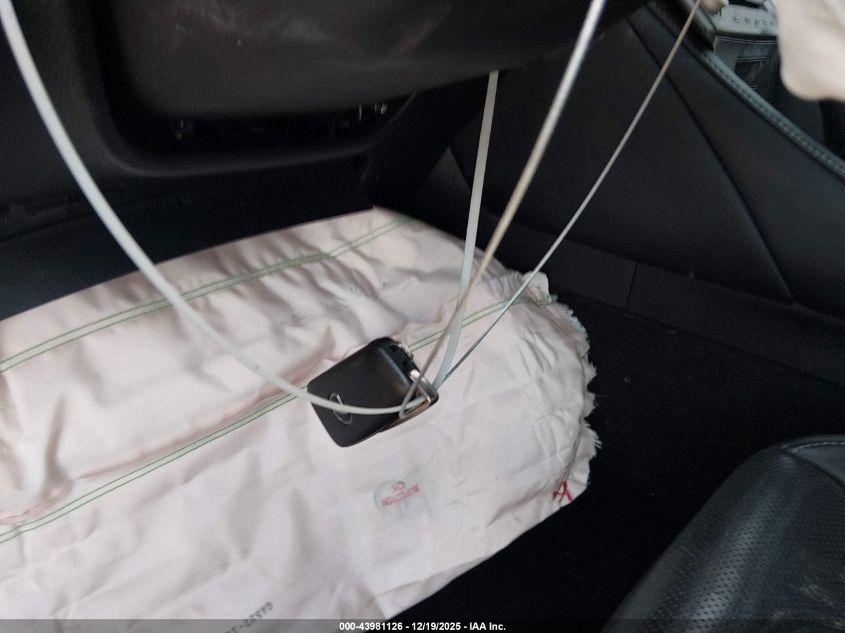 2016 Lexus Rc 350 VIN: JTHHE5BC6G5012576 Lot: 43981126