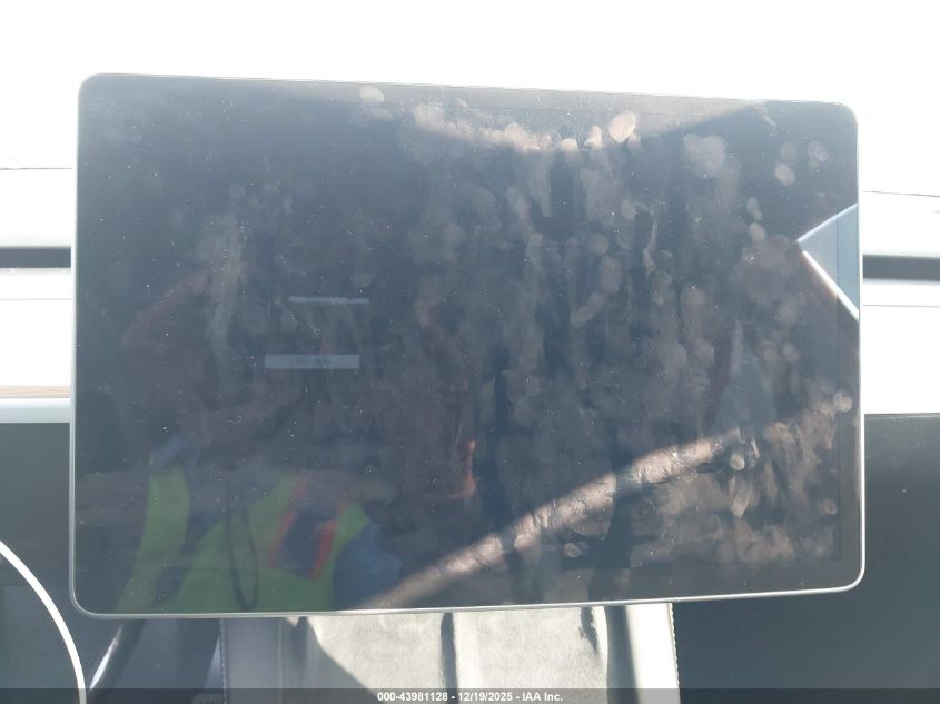 2023 Tesla Model Y Awd/Long Range Dual Motor All-Wheel Drive VIN: 7SAYGDEE2PA167143 Lot: 43981128