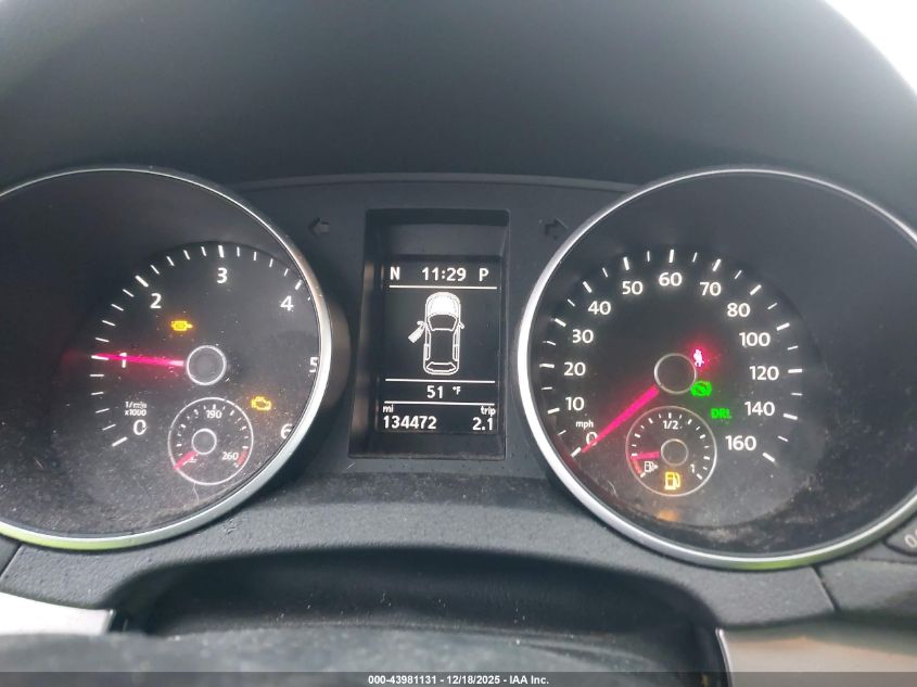 2013 Volkswagen Golf 2.0L Tdi 4-Door VIN: WVWDM7AJ1DW109544 Lot: 43981131