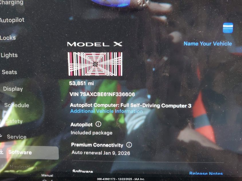 2022 Tesla Model X Plaid Tri Motor All-Wheel Drive VIN: 7SAXCBE61NF336606 Lot: 43981173