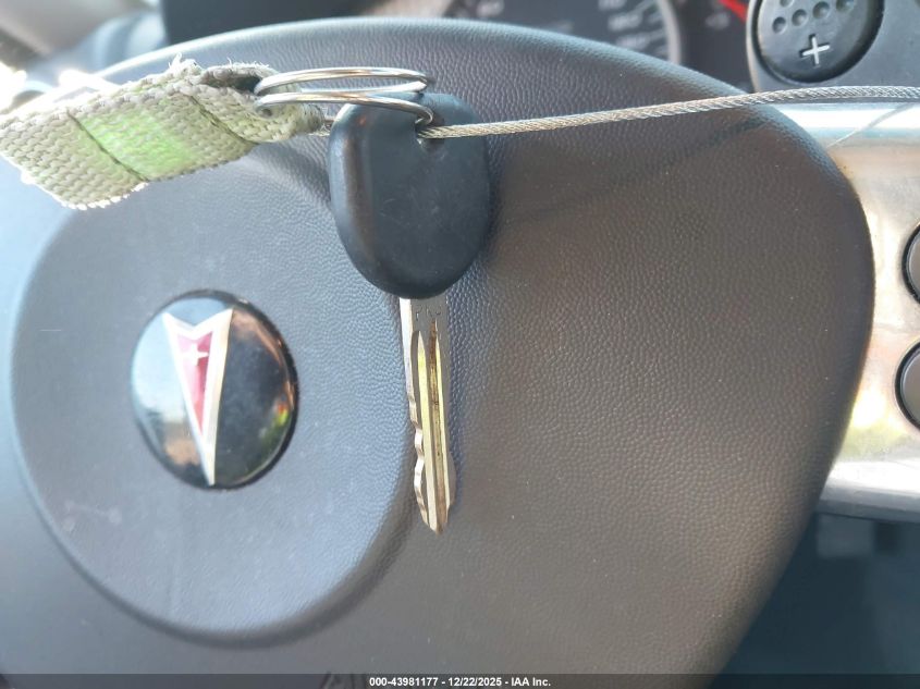 2006 Pontiac Grand Prix Gxp VIN: 2G2WC58C461104392 Lot: 43981177