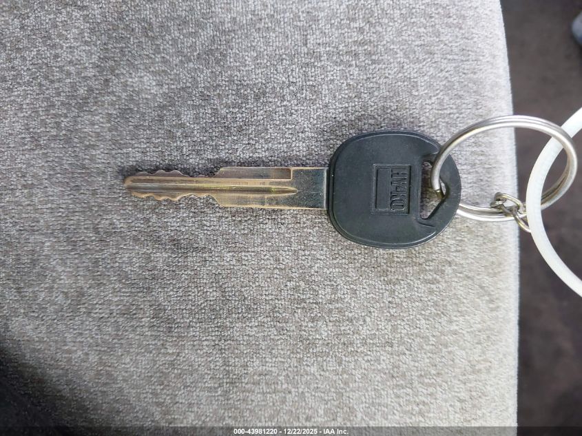 2005 Kia Optima Ex/Lx VIN: KNAGD126255398992 Lot: 43981220