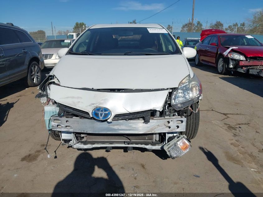 2015 Toyota Prius Two VIN: JTDKN3DU8F1982985 Lot: 43981247