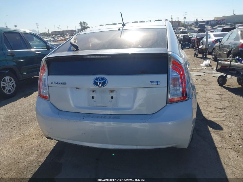 2015 Toyota Prius Two VIN: JTDKN3DU8F1982985 Lot: 43981247
