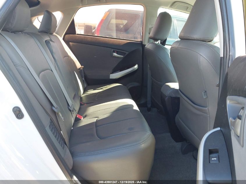 2015 Toyota Prius Two VIN: JTDKN3DU8F1982985 Lot: 43981247