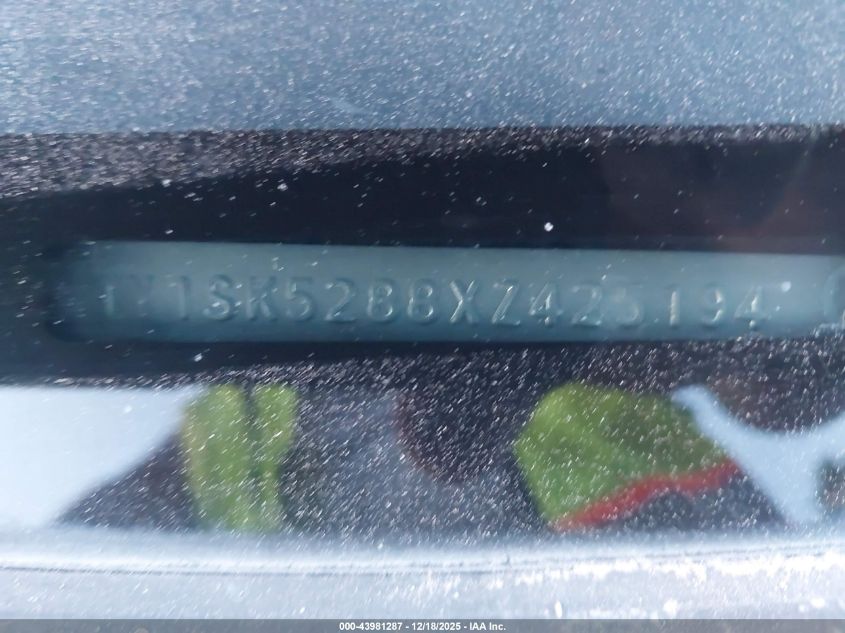 1999 Chevrolet Prizm VIN: 1Y1SK5288XZ425194 Lot: 43981287