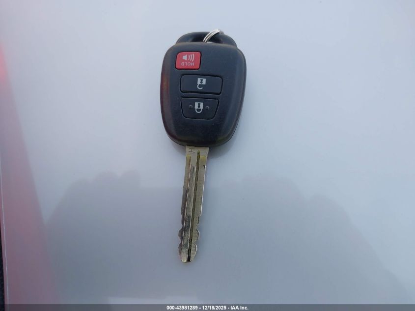 2016 Toyota Prius C Two VIN: JTDKDTB33G1125682 Lot: 43981289