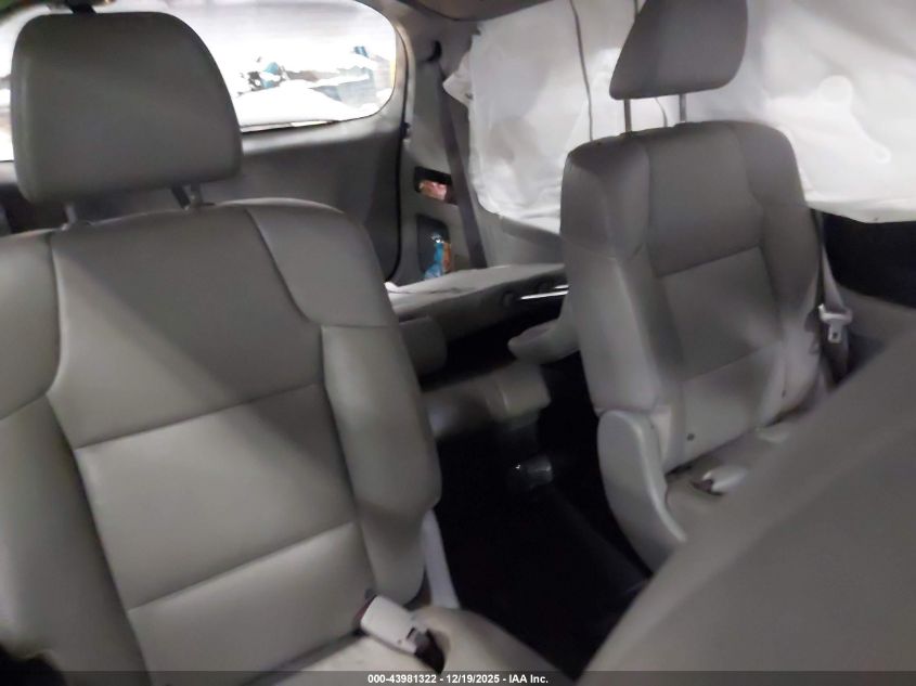 2016 Honda Odyssey Ex-L VIN: 5FNRL5H66GB091811 Lot: 43981322