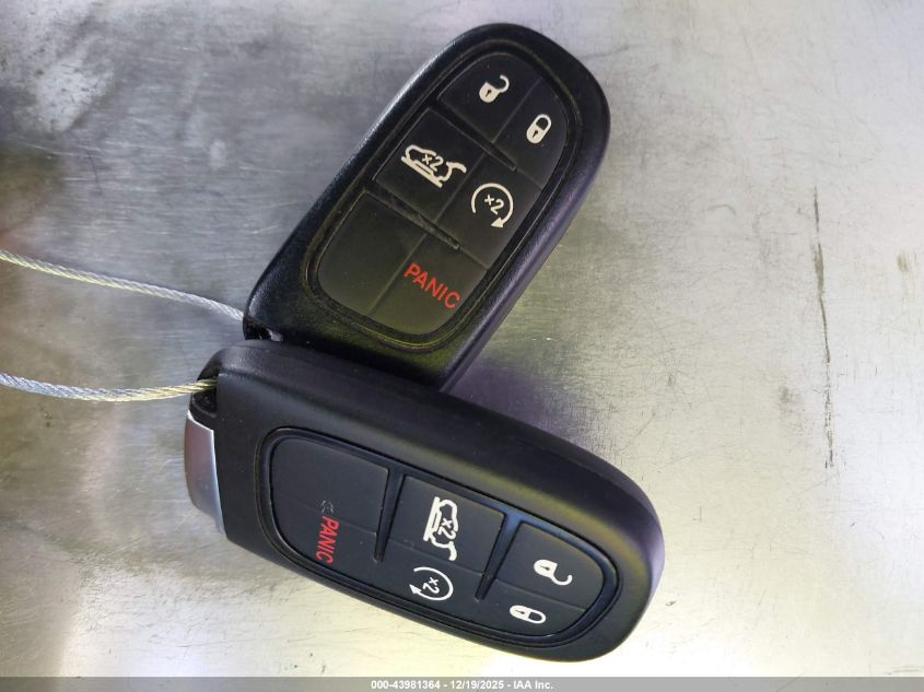 2019 Jeep Cherokee Limited Fwd VIN: 1C4PJLDN9KD151868 Lot: 43981364