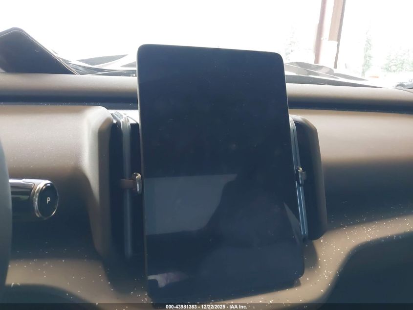 2025 Volvo Ex30 Ultra Twin Motor Performance, Fully Electric VIN: YV4EK3ZL1SS157023 Lot: 43981383