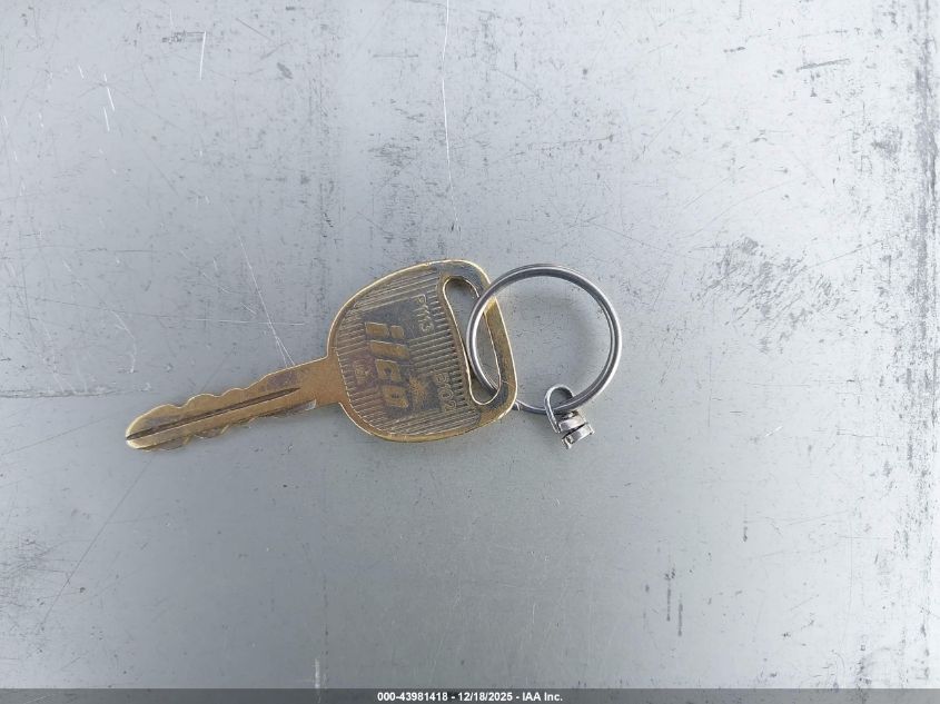 2004 Chevrolet Tahoe Ls VIN: 1GNEC13T84R150794 Lot: 43981418