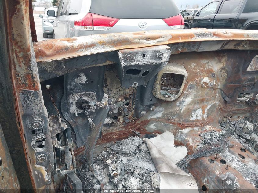 2015 Jeep Grand Cherokee Limited VIN: 1C4RJFBG9FC205860 Lot: 43981456