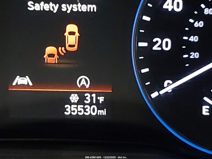 2022 Hyundai Kona Sel VIN: KM8K6CAB3NU757429 Lot: 43981459