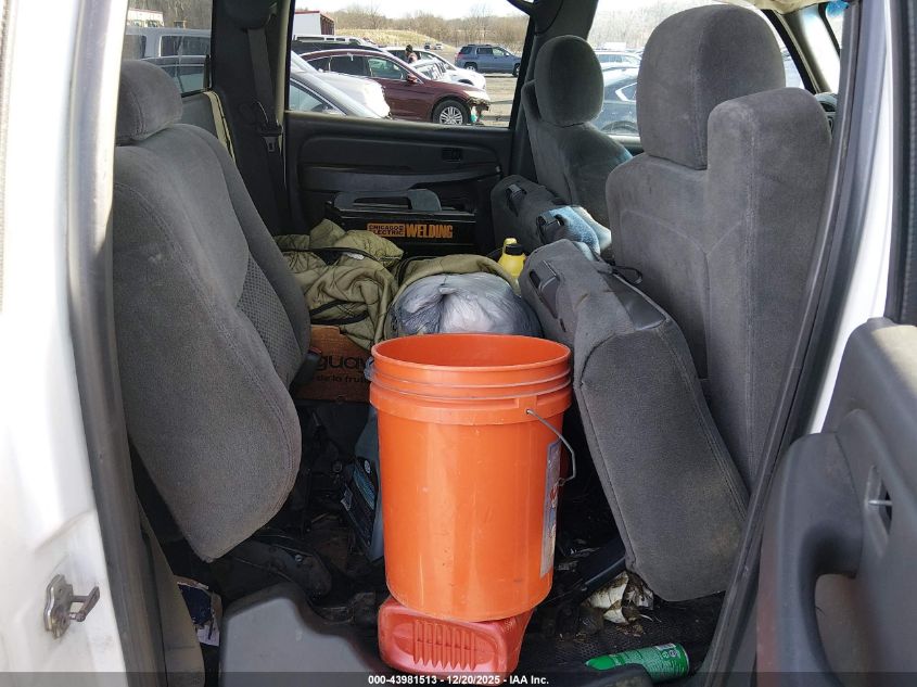 2006 Chevrolet Silverado 2500Hd Work Truck VIN: 1GCHK23U56F257426 Lot: 43981513