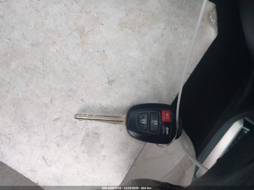 2014 Toyota Corolla Le Plus VIN: 5YFBURHE2EP131817 Lot: 43981518