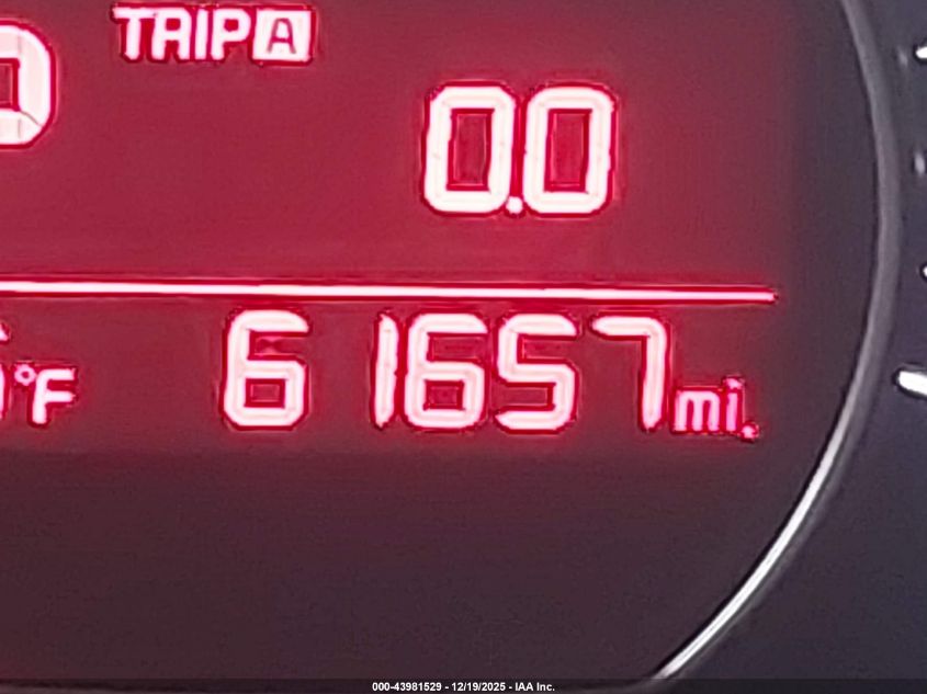 2019 Kia Soul + VIN: KNDJP3A5XK7633269 Lot: 43981529