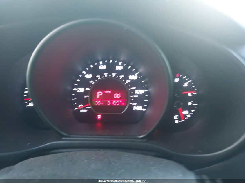 2019 Kia Soul + VIN: KNDJP3A5XK7633269 Lot: 43981529