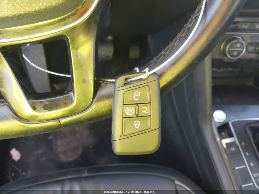 2019 Volkswagen Tiguan 2.0T Sel Premium/2.0T Sel Premium R-Line VIN: 3VV4B7AX2KM073338 Lot: 43981556