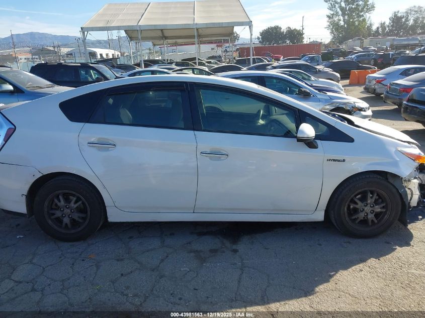 2015 Toyota Prius Three VIN: JTDKN3DUXF2003588 Lot: 43981563