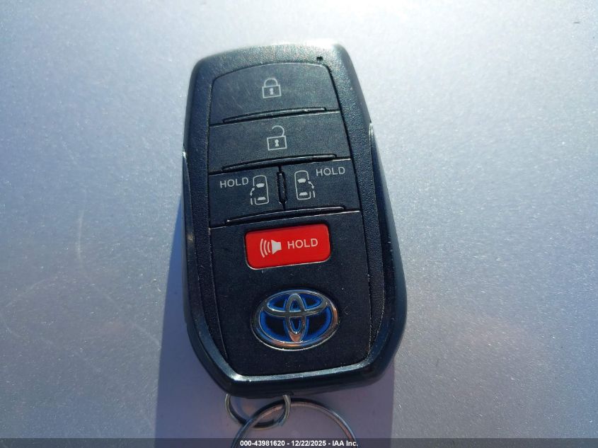 2021 Toyota Sienna Le VIN: 5TDKRKEC1MS071403 Lot: 43981620