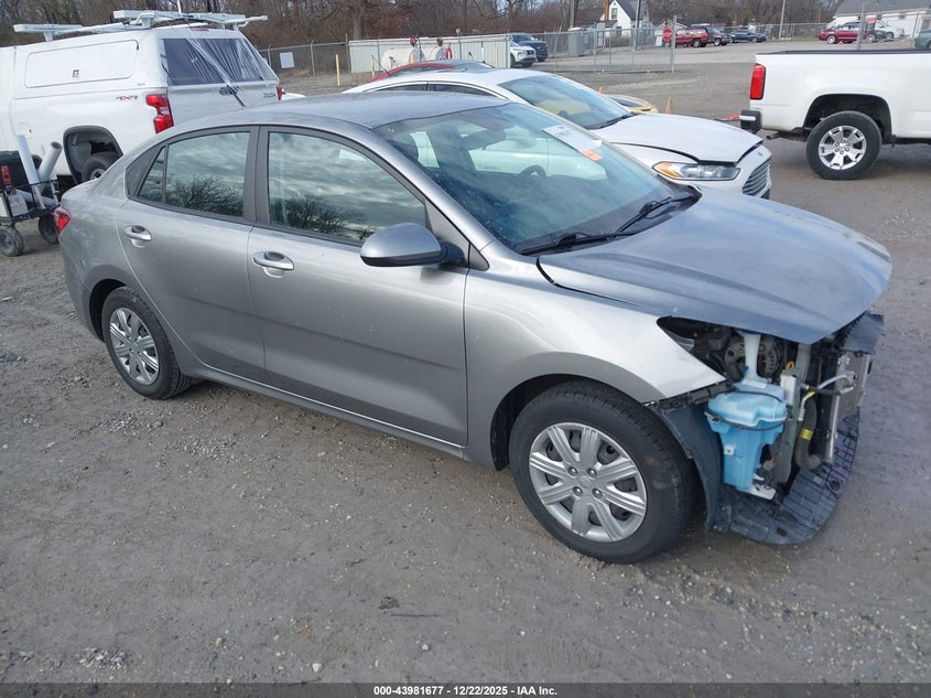 3KPA24AD3NE478015 2022 Kia Rio S auction photo 1