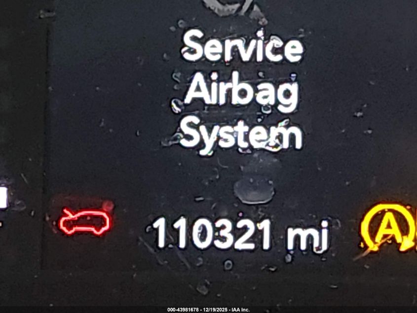 2019 Jeep Cherokee Latitude Plus 4X4 VIN: 1C4PJMLB8KD229151 Lot: 43981678