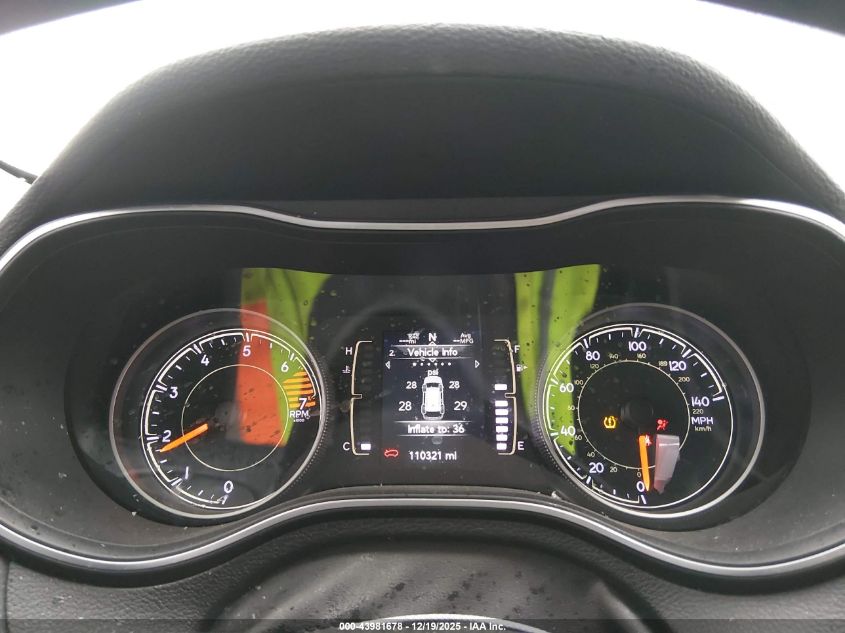 2019 Jeep Cherokee Latitude Plus 4X4 VIN: 1C4PJMLB8KD229151 Lot: 43981678